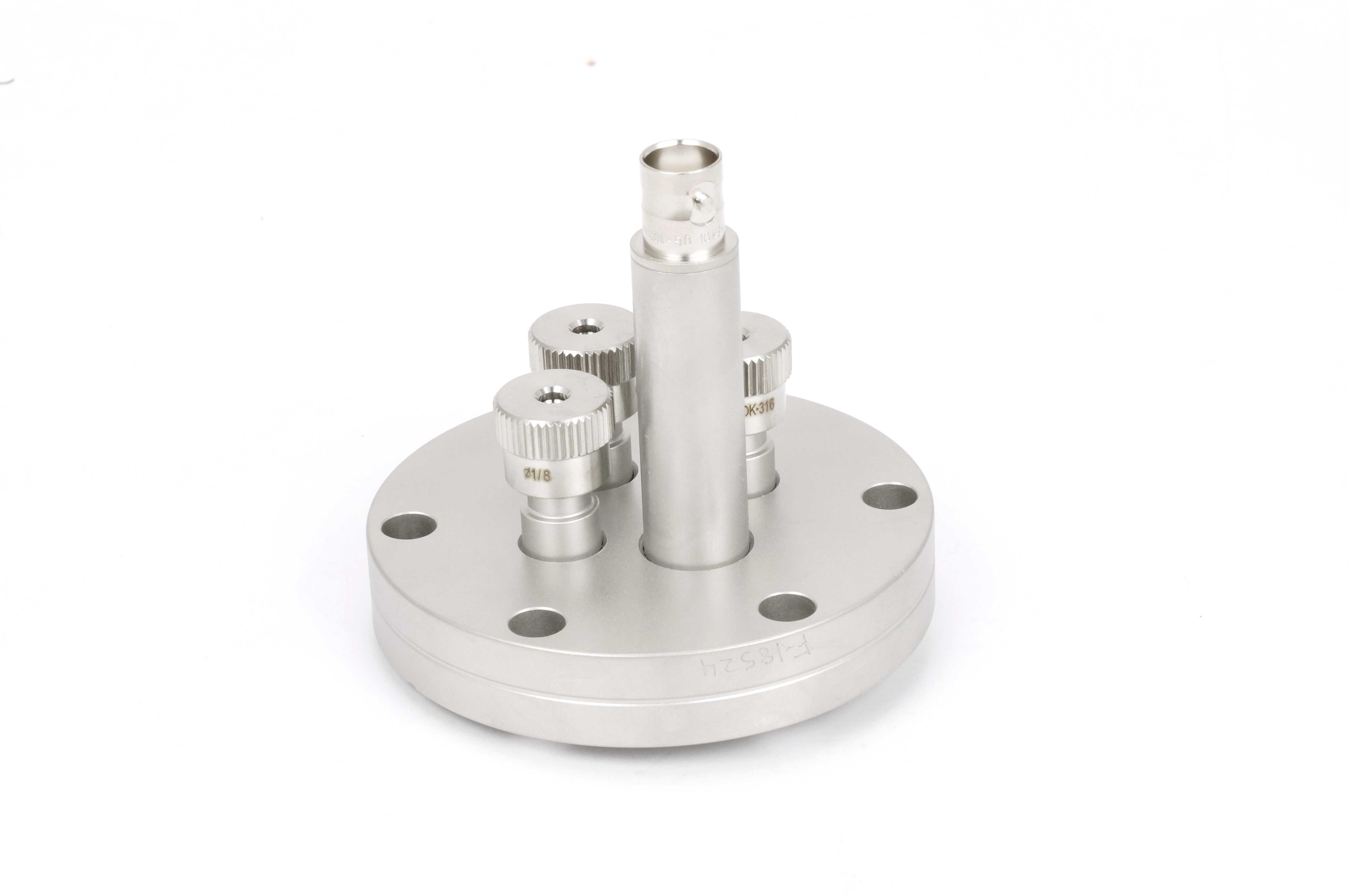 Sensor Feedthrough CF40; 1/8 in. Sensor Feedthrough CF40; 1/8 in.