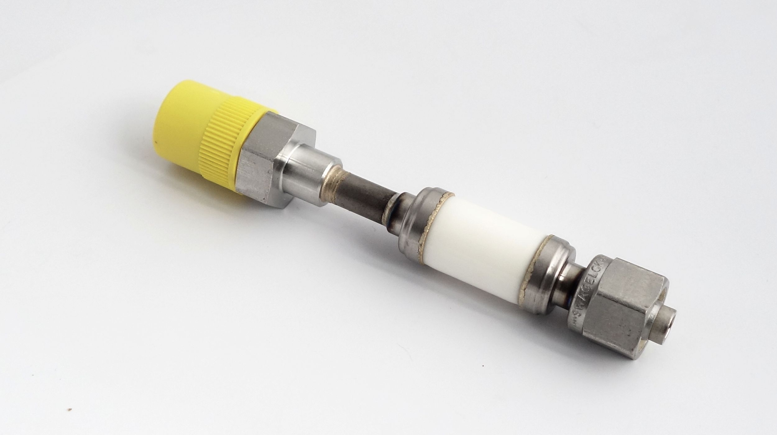 image_K-EH10-14WC2-TI_1 Ceramic break isolator short assy