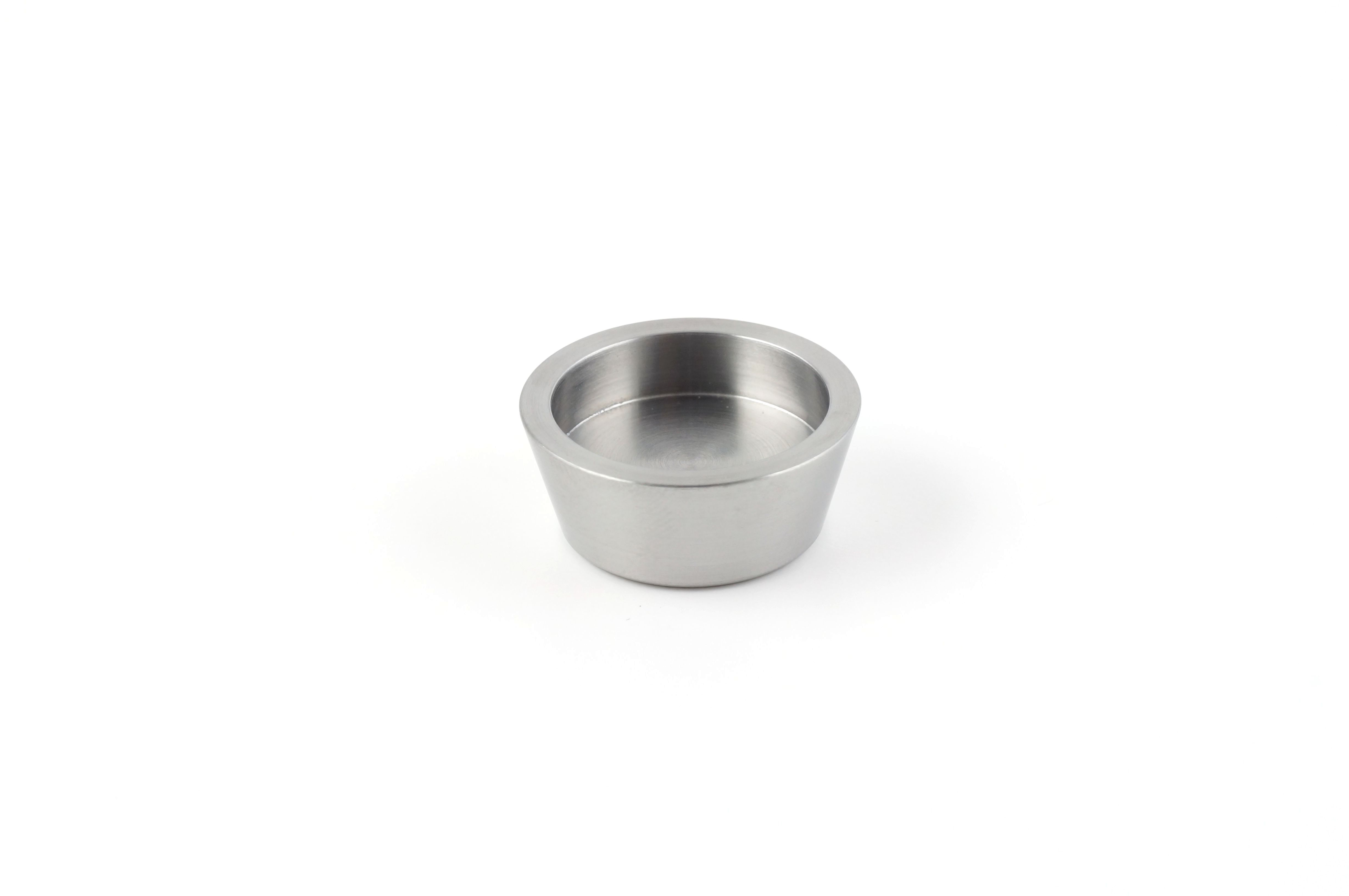 Liner Molybdenum, 4 cm³ - cyl. cut out Liner Molybdenum, 4 cm³ - cyl. cut out