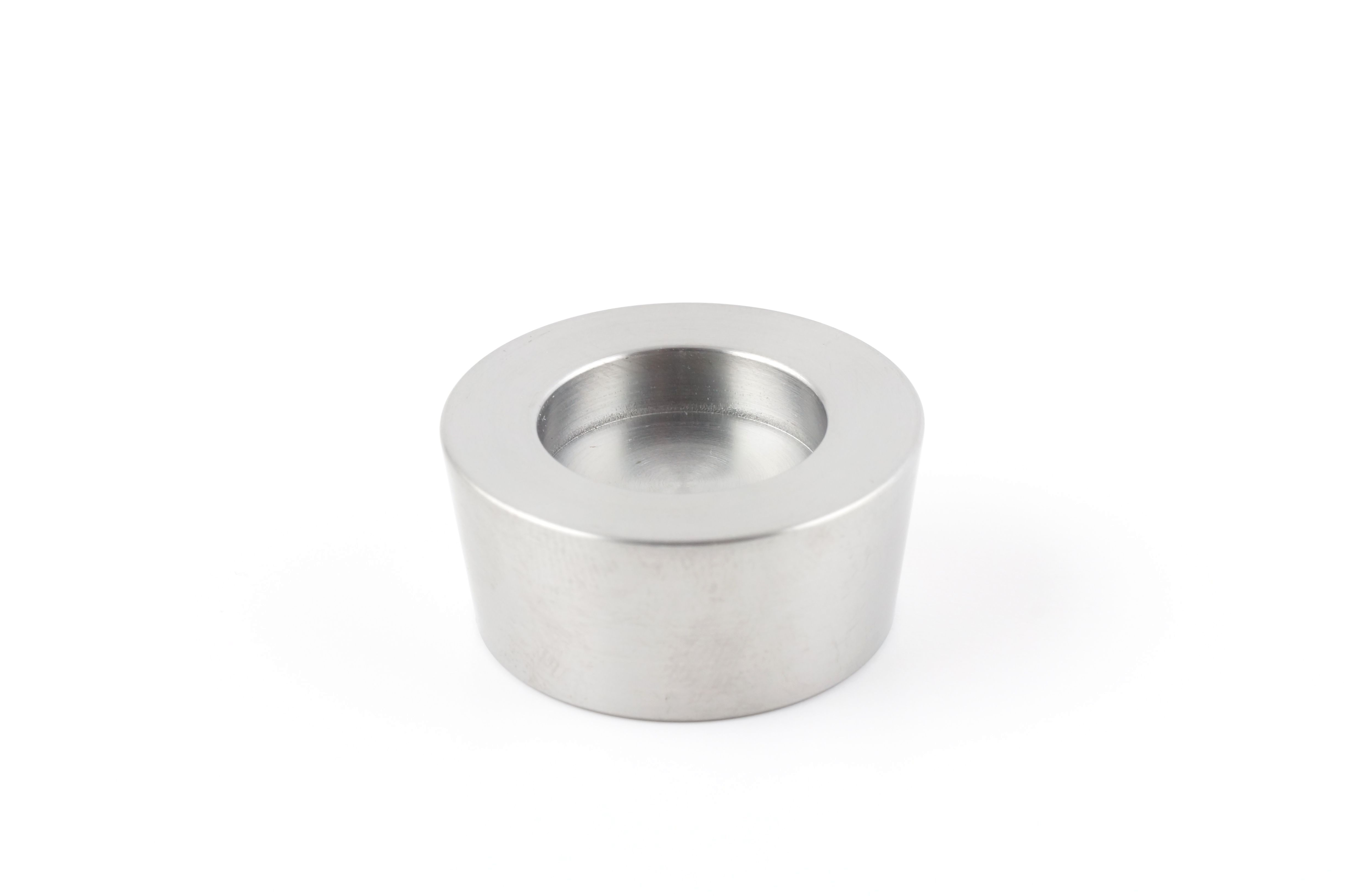 Tiegeleinsatz Molybdän, 11 cm³ -zyl. Ausdrehung Tiegeleinsatz Molybdän, 11 cm³ -zyl. Ausdrehung